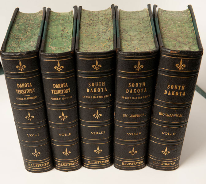 History Of Dakota Territory/South Dakota Its History And Its People. Five Volumes.  KINGSBURY, GEORGE W. & GEORGE MARTIN SMITH