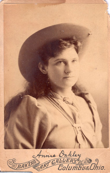 A Cabinet Photograph Card Of Annie Oakley BAKER'S ART GALLERY